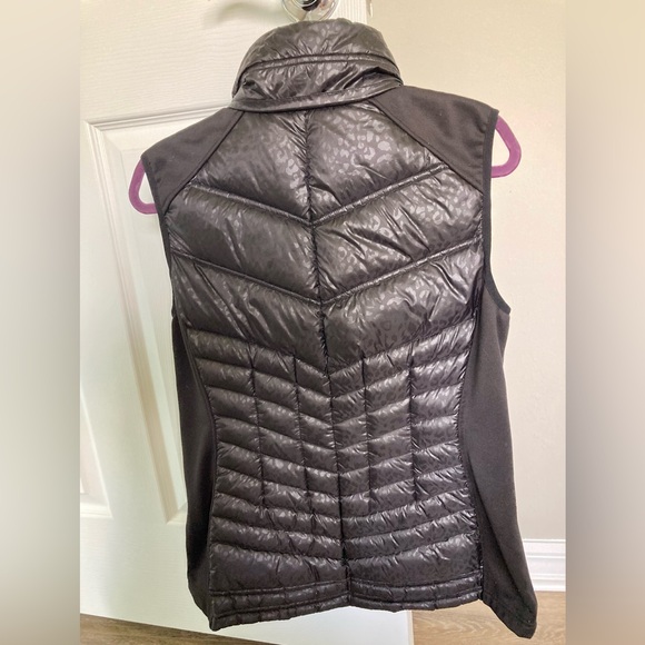 Michael Kors Down Vest - Picture 3 of 8